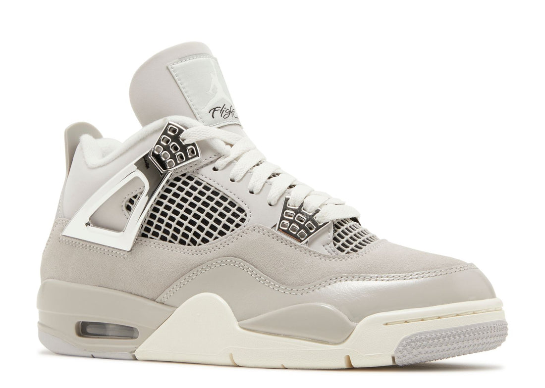 Wmns Jordan 4 Retro 'Frozen Moments